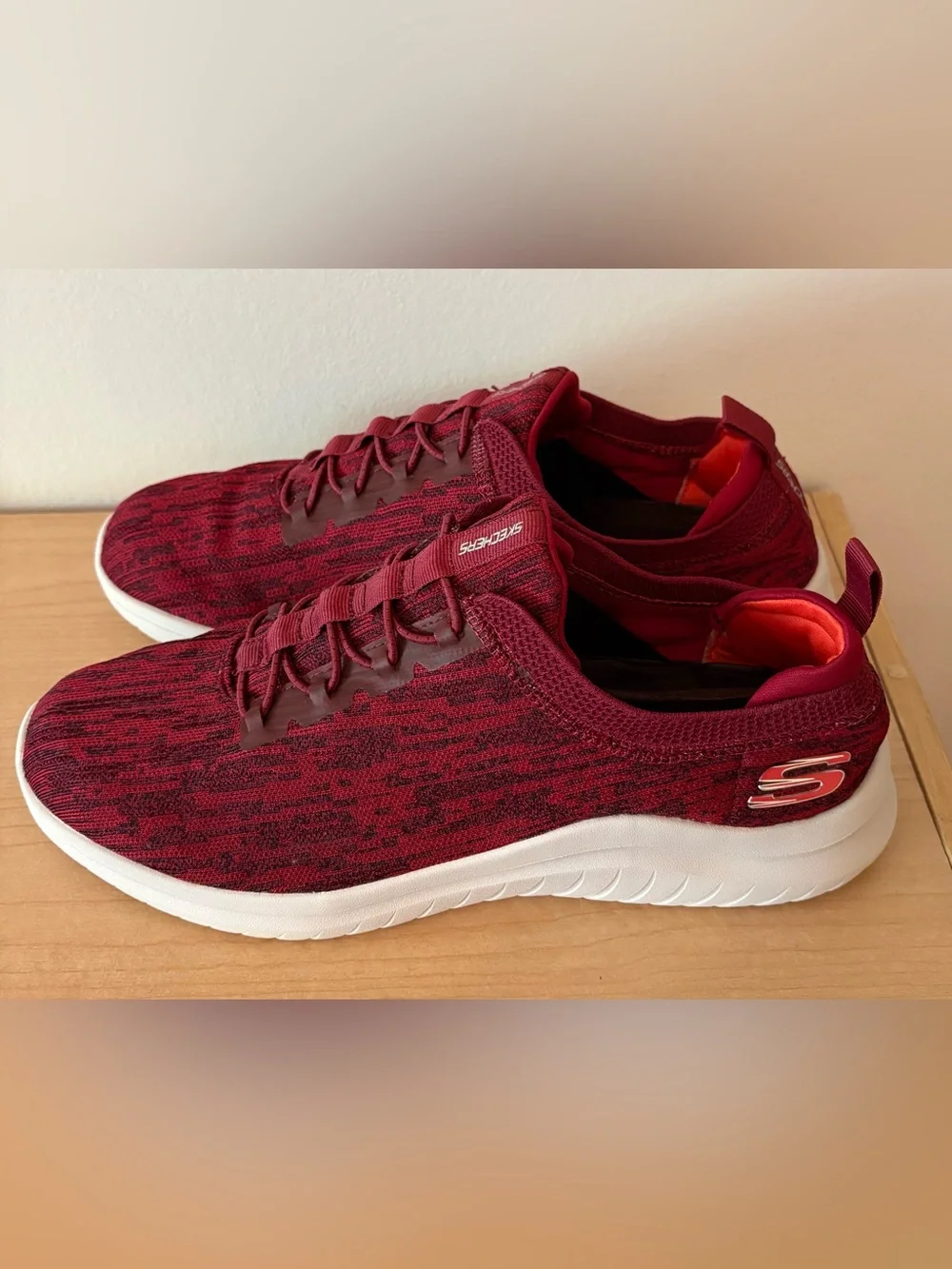 Skechers Men's Ultra Flex Cryptic sneakers in a red and black men’s size 11